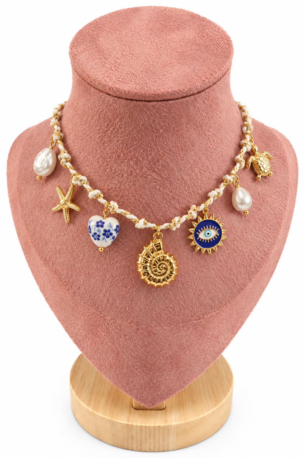 Collares con dijes
