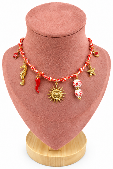 Collares con dijes